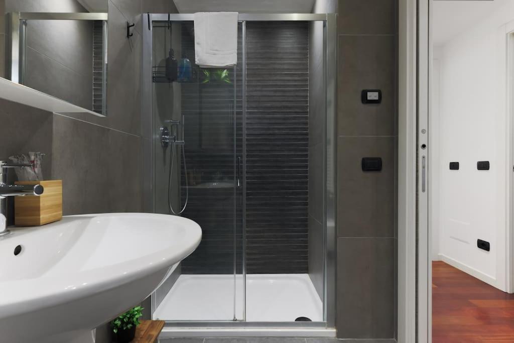 Comfort Suite Milano Centrale With Fast Wifi And Free Netflix エクステリア 写真